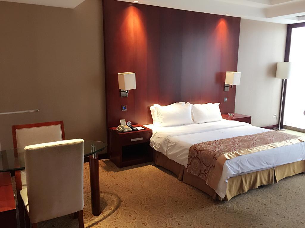 Harbour Oriental Hotel Ningbo Ruang foto